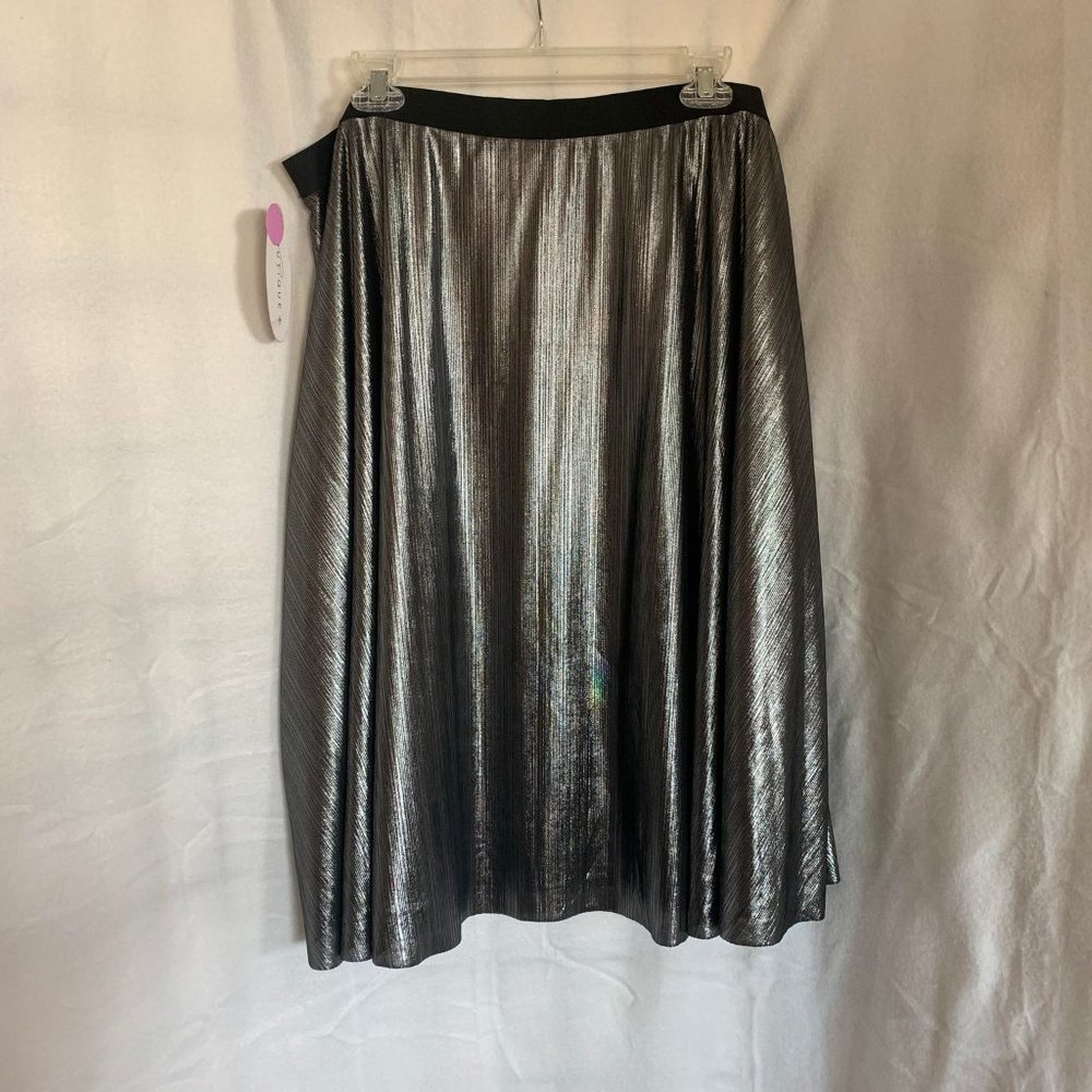 NWT Boutique Silver Metallic Skirt Size 2X